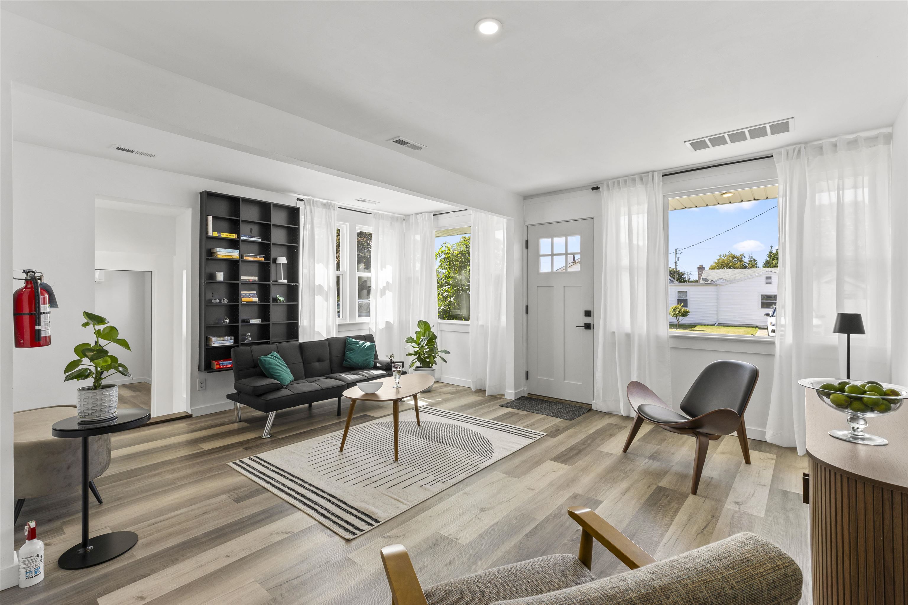 307 E Miami Avenue