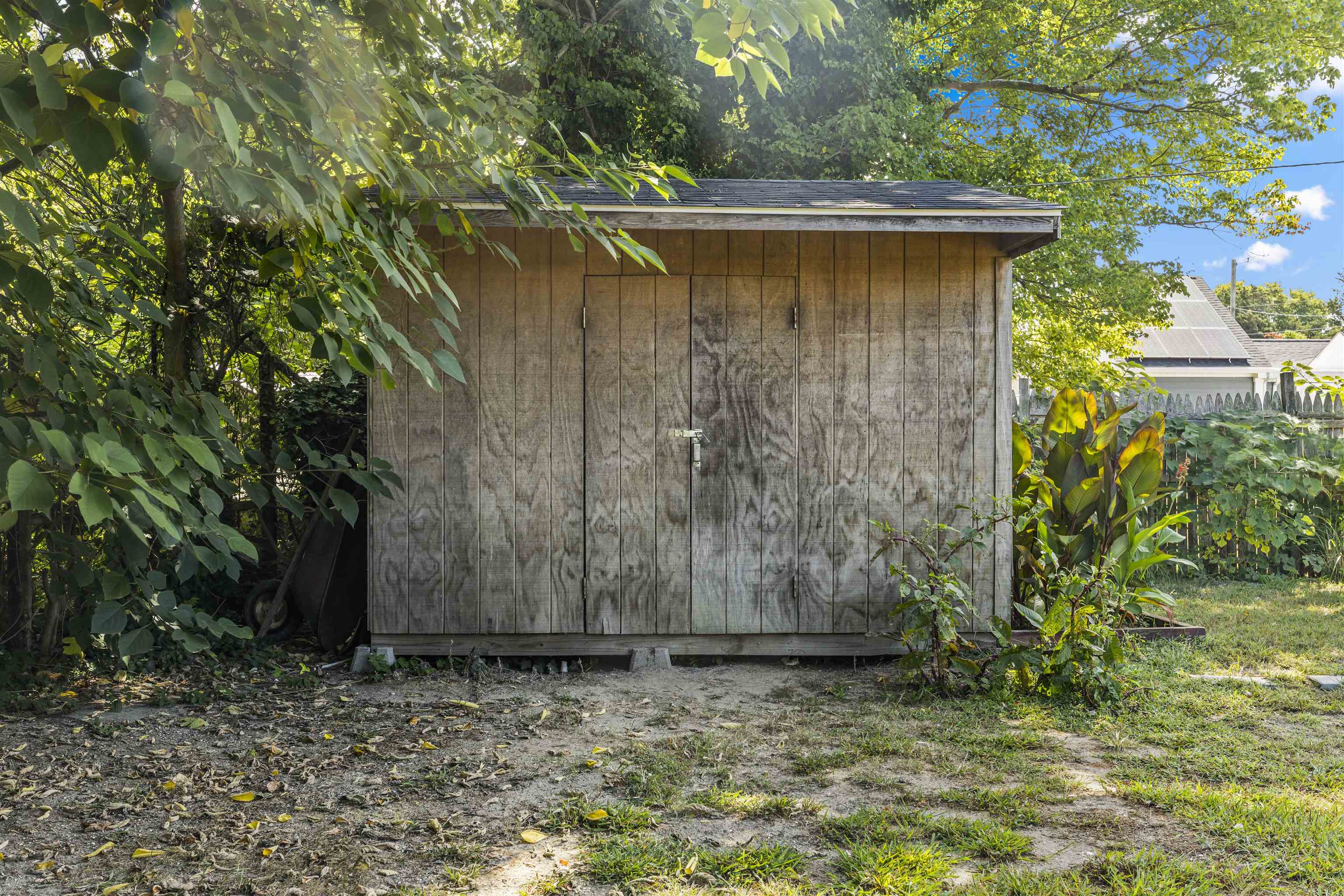 307 E Miami Avenue