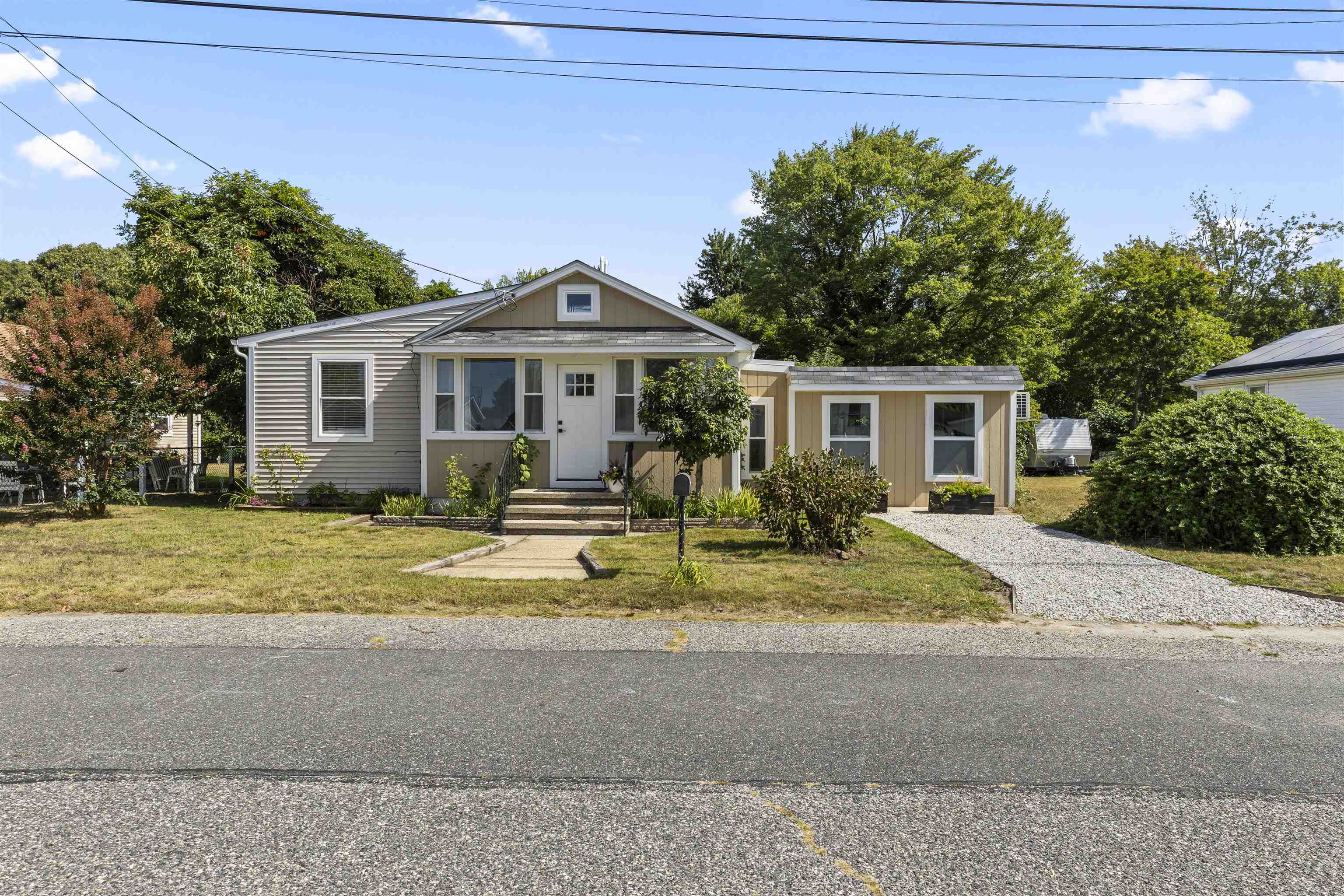 307 E Miami Avenue