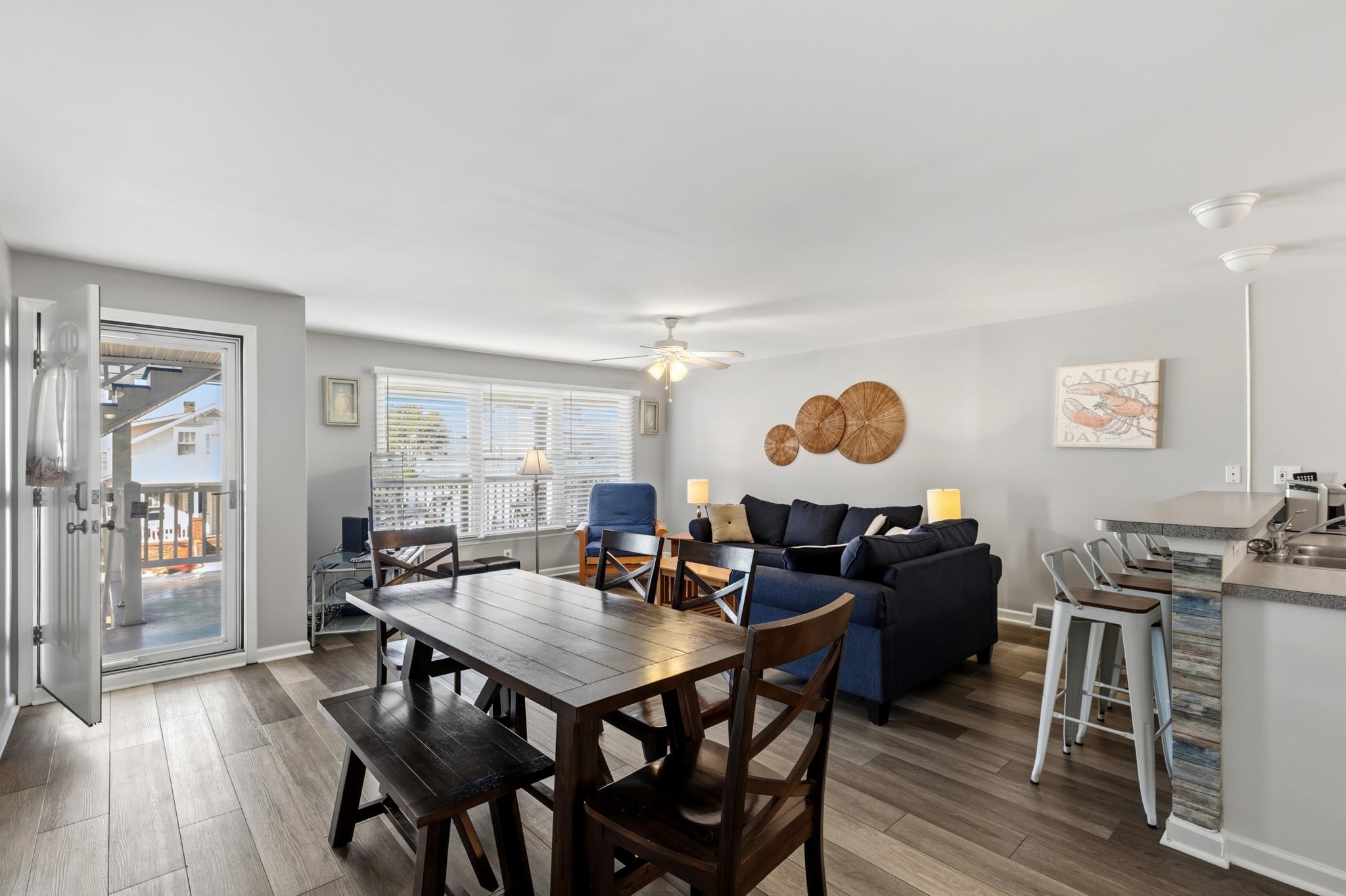 225 E Davis Avenue Unit: C