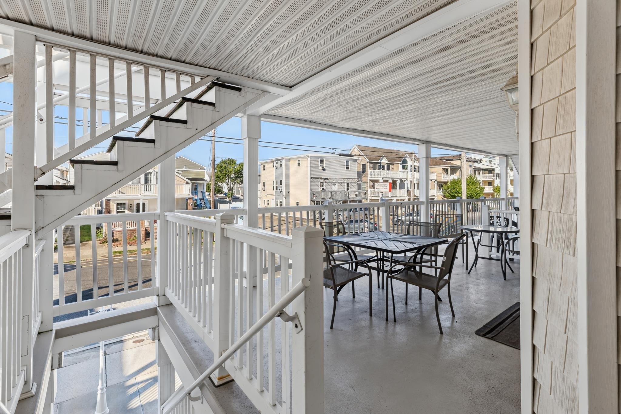 225 E Davis Avenue Unit: C