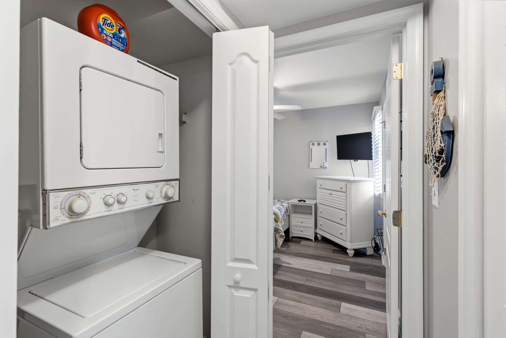 225 E Davis Avenue Unit: C