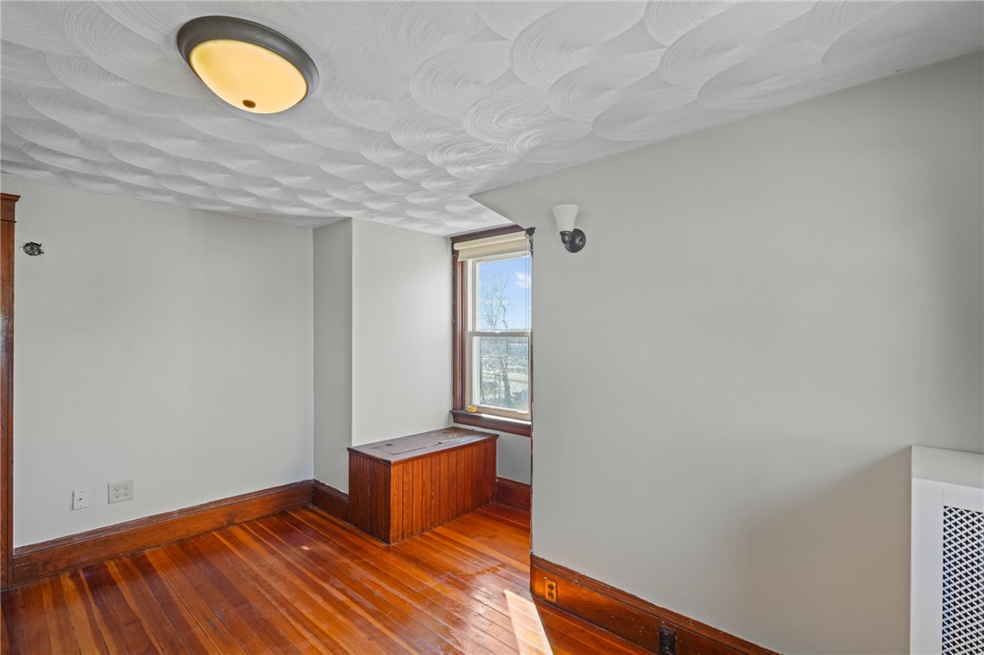 21 Malvern Avenue