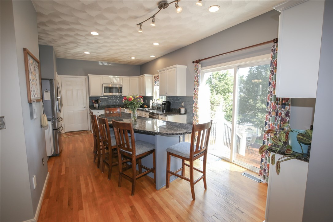 2 Mountain Laurel Drive