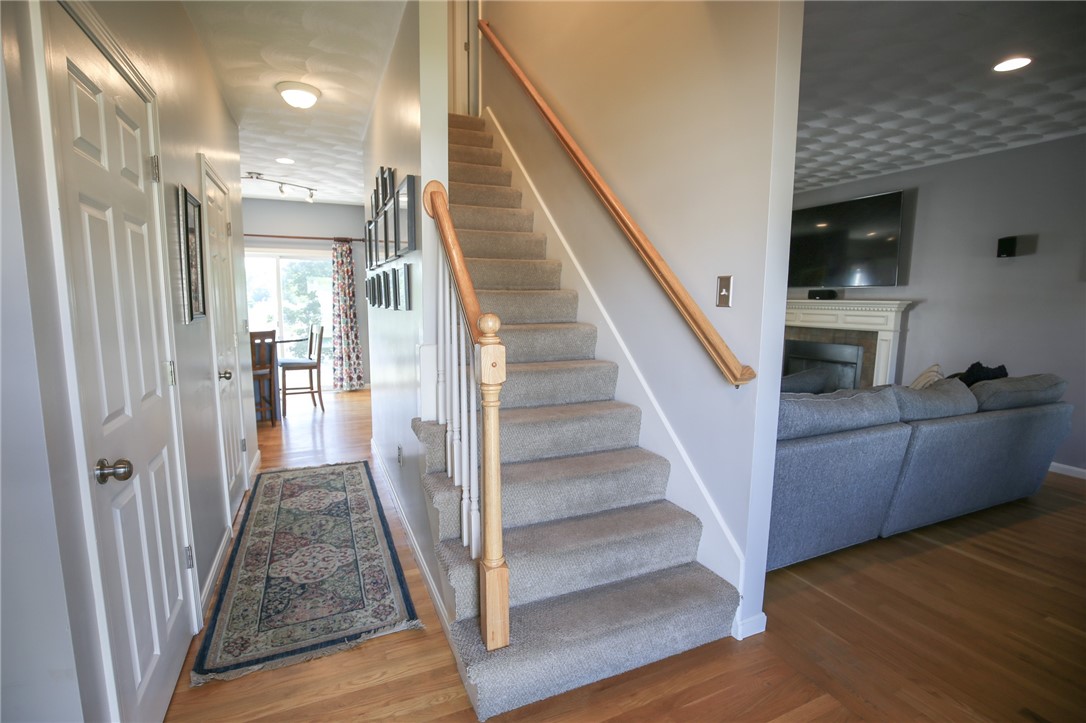 2 Mountain Laurel Drive