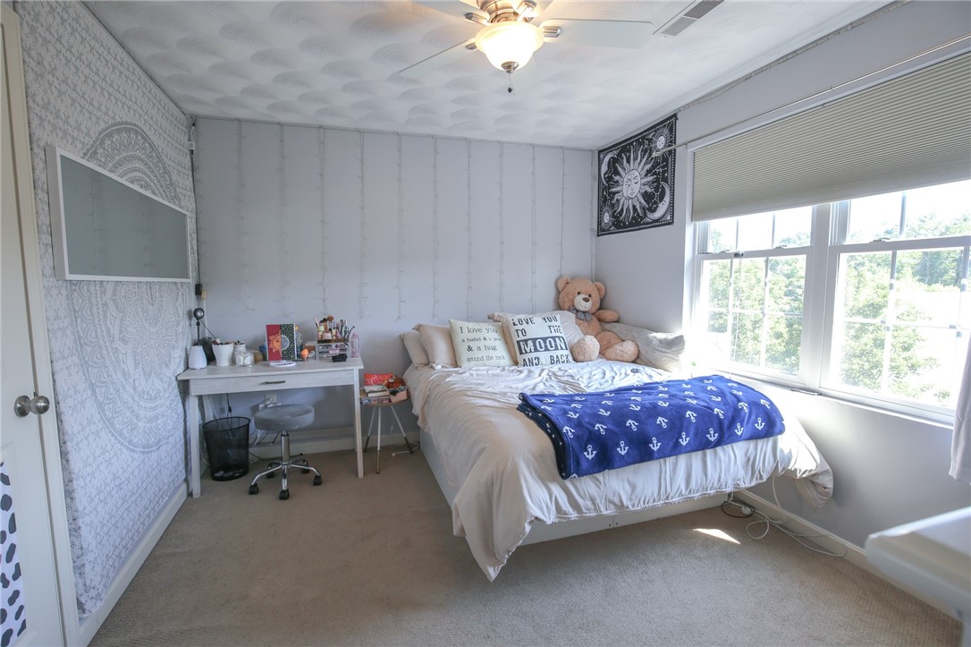 2 Mountain Laurel Drive