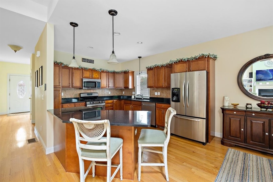 131 Fruit Hill Avenue 12
