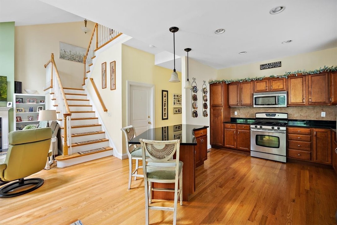 131 Fruit Hill Avenue 12