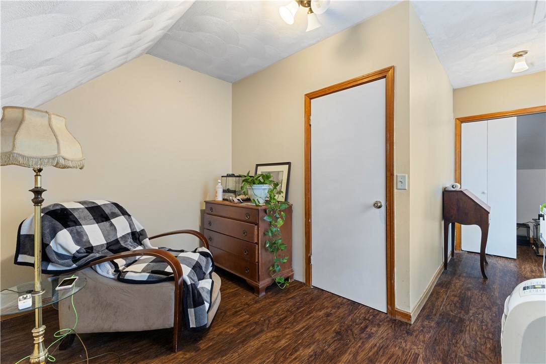 246 Montgomery Avenue