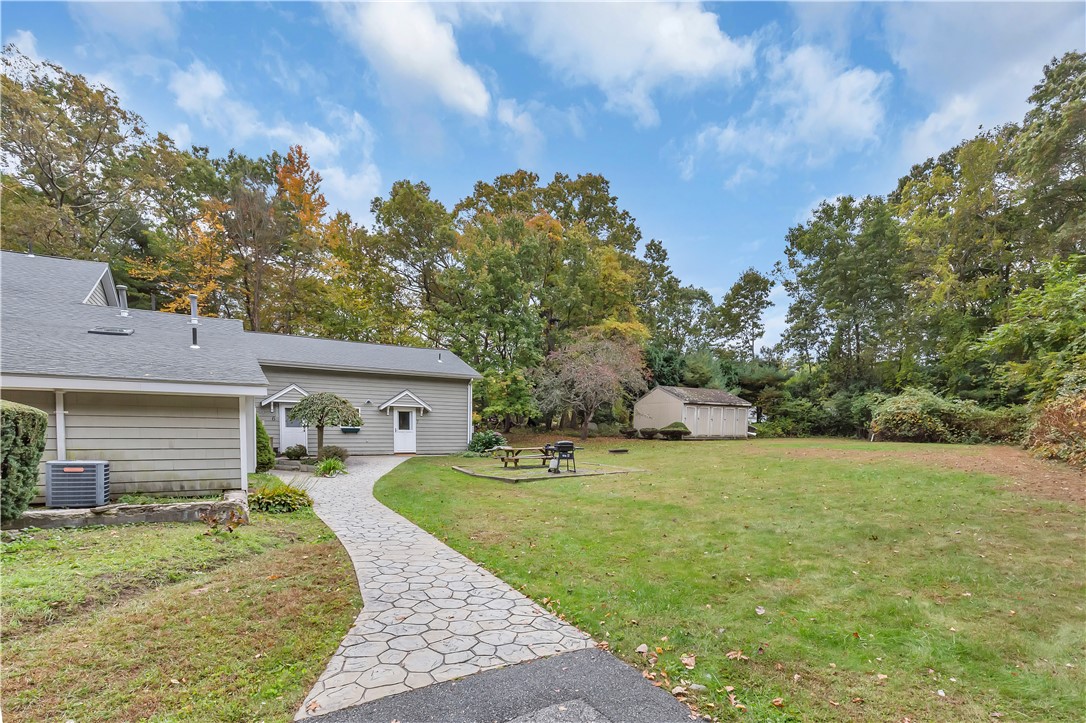 285 Hill Street 10