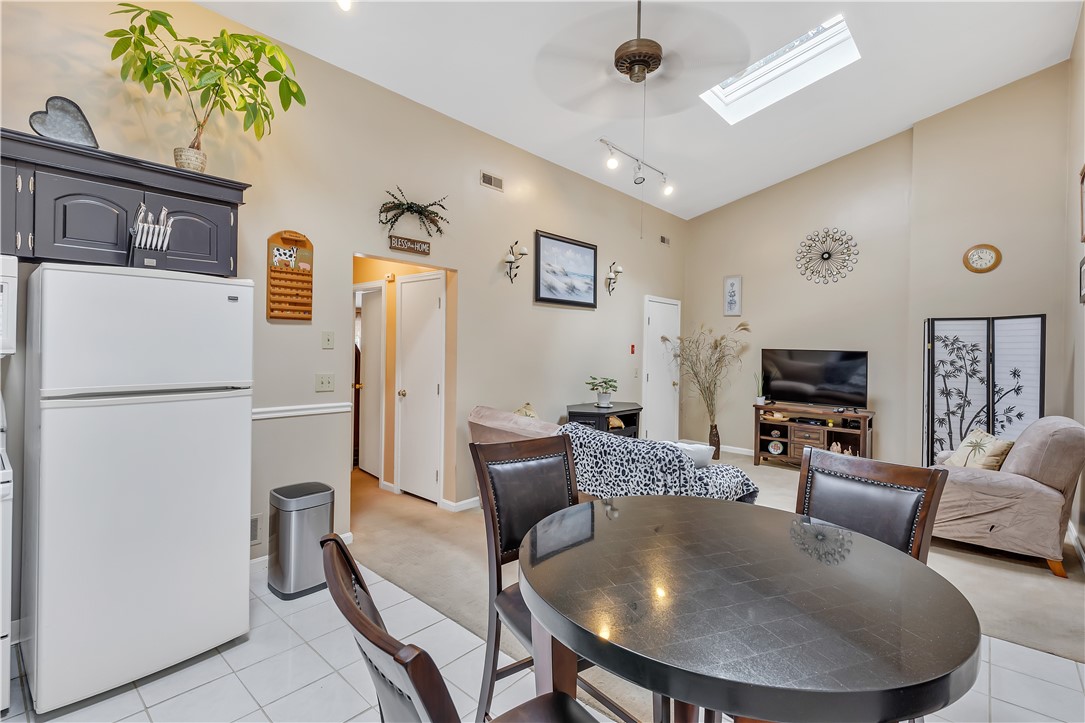 285 Hill Street 10