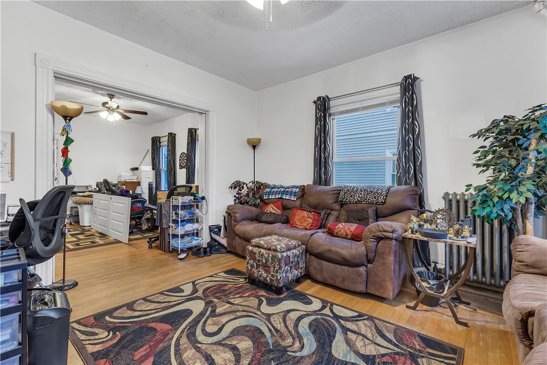 903 Roosevelt Avenue