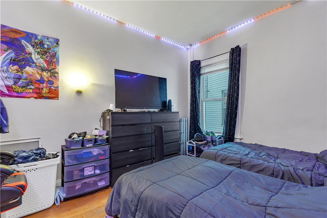 903 Roosevelt Avenue