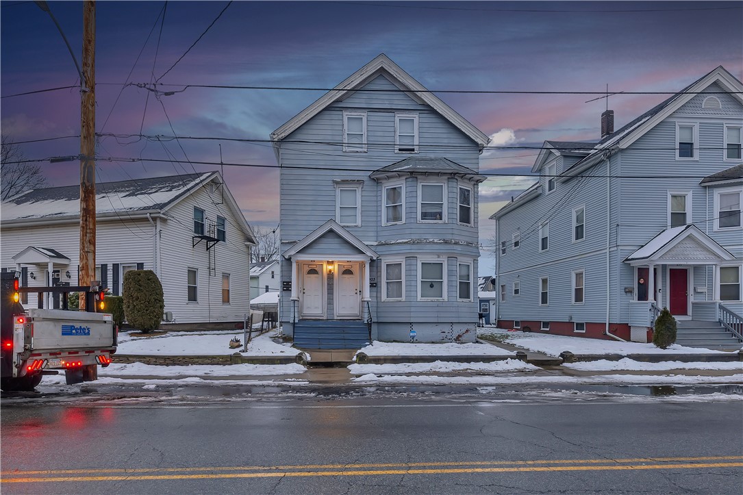 903 Roosevelt Avenue