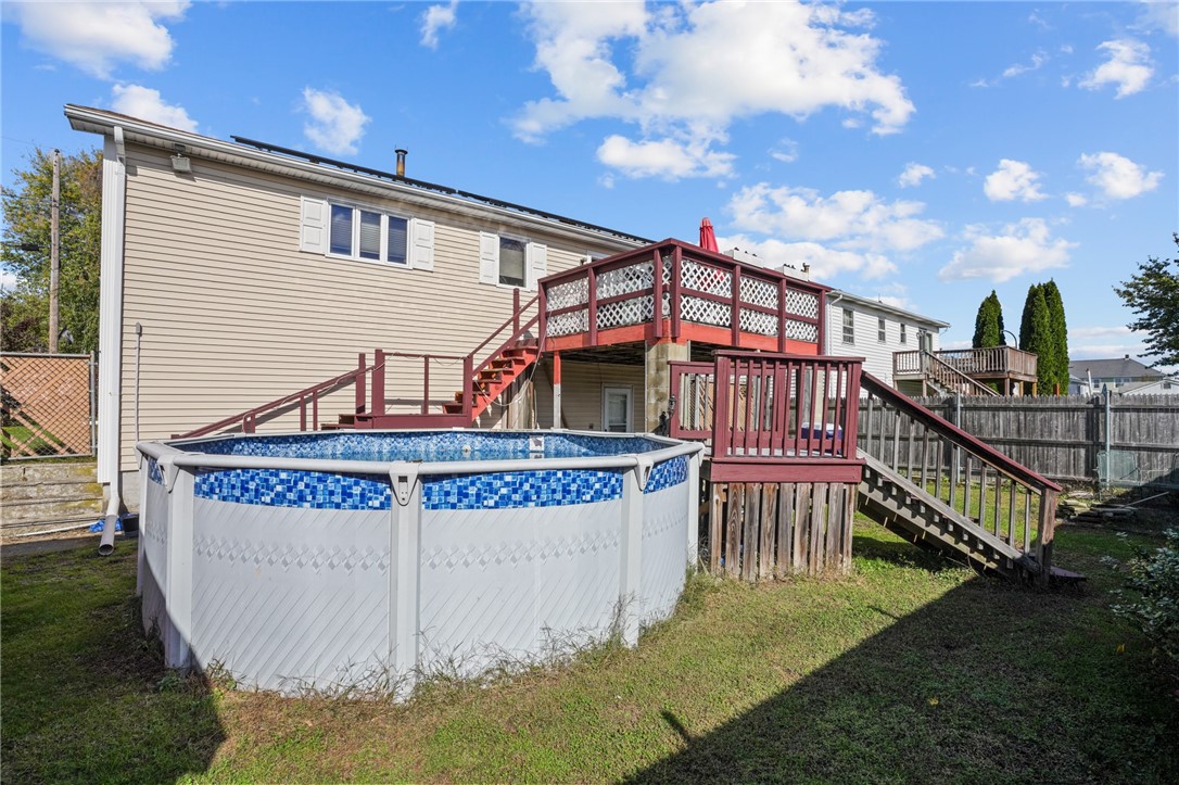 32 Jackson Avenue