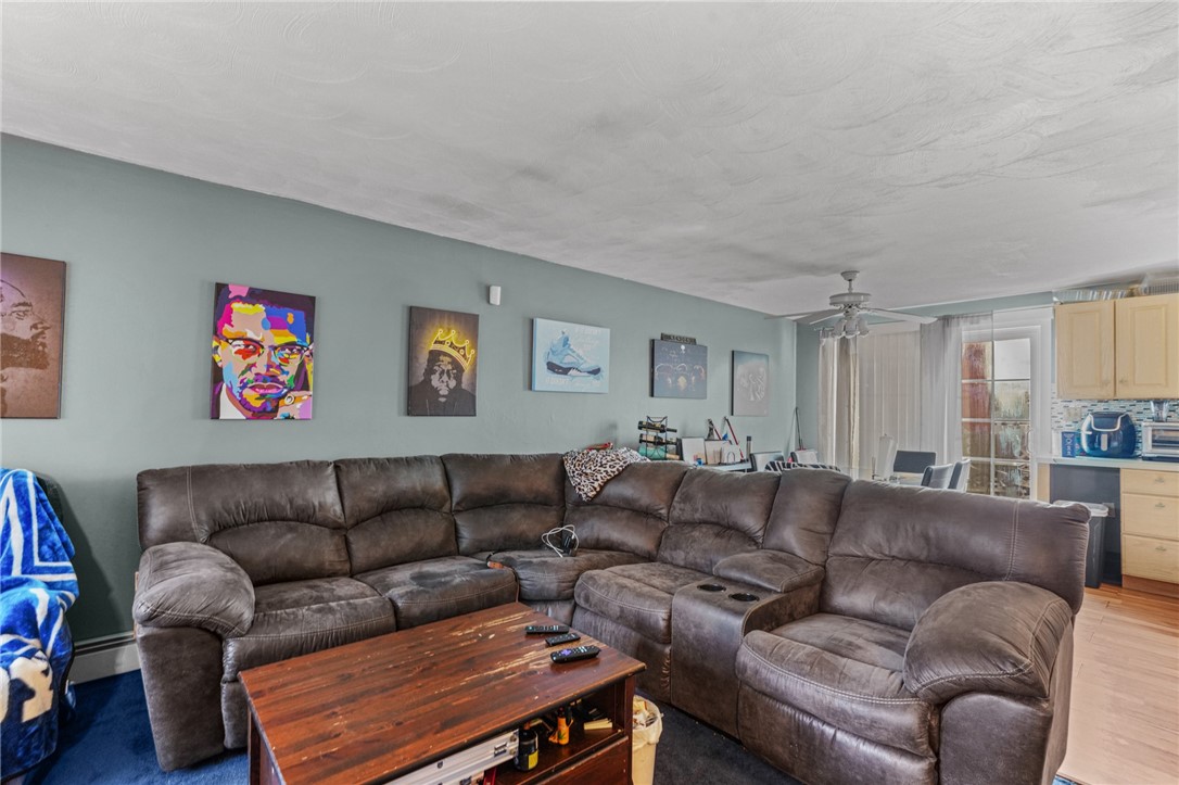 32 Jackson Avenue