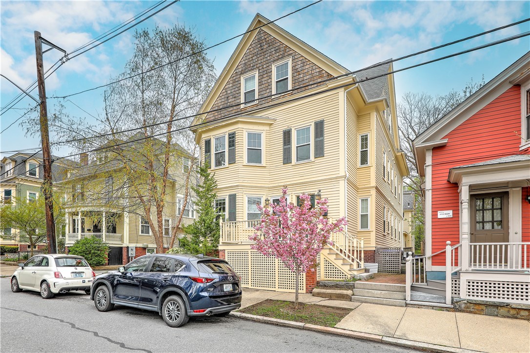 68 East Manning Street 3