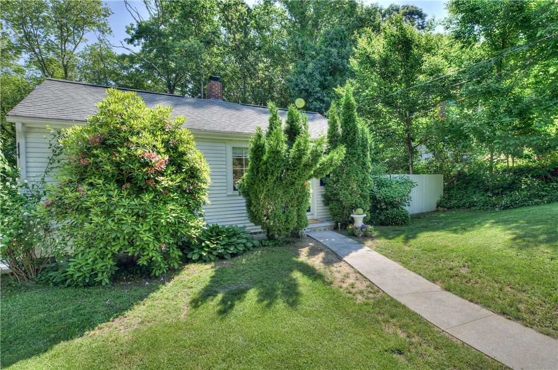 14 Valley Drive