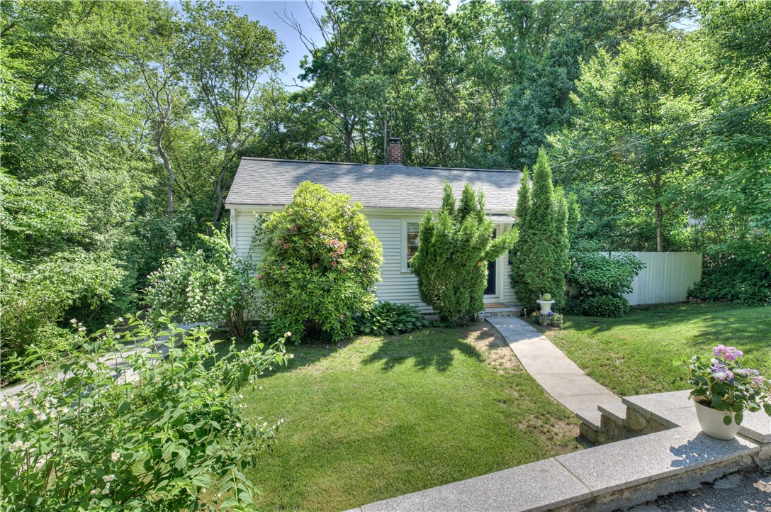14 Valley Drive