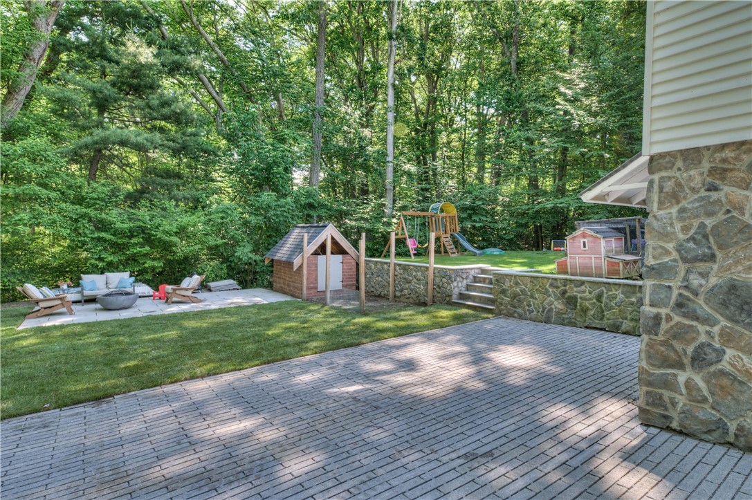14 Valley Drive