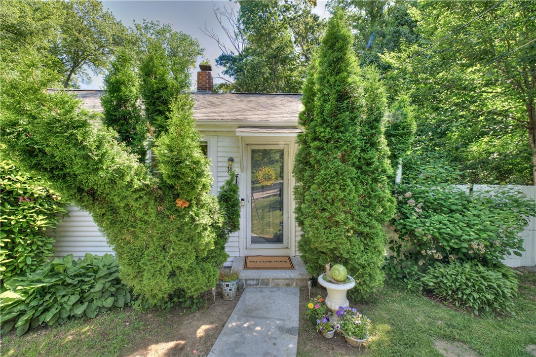 14 Valley Drive