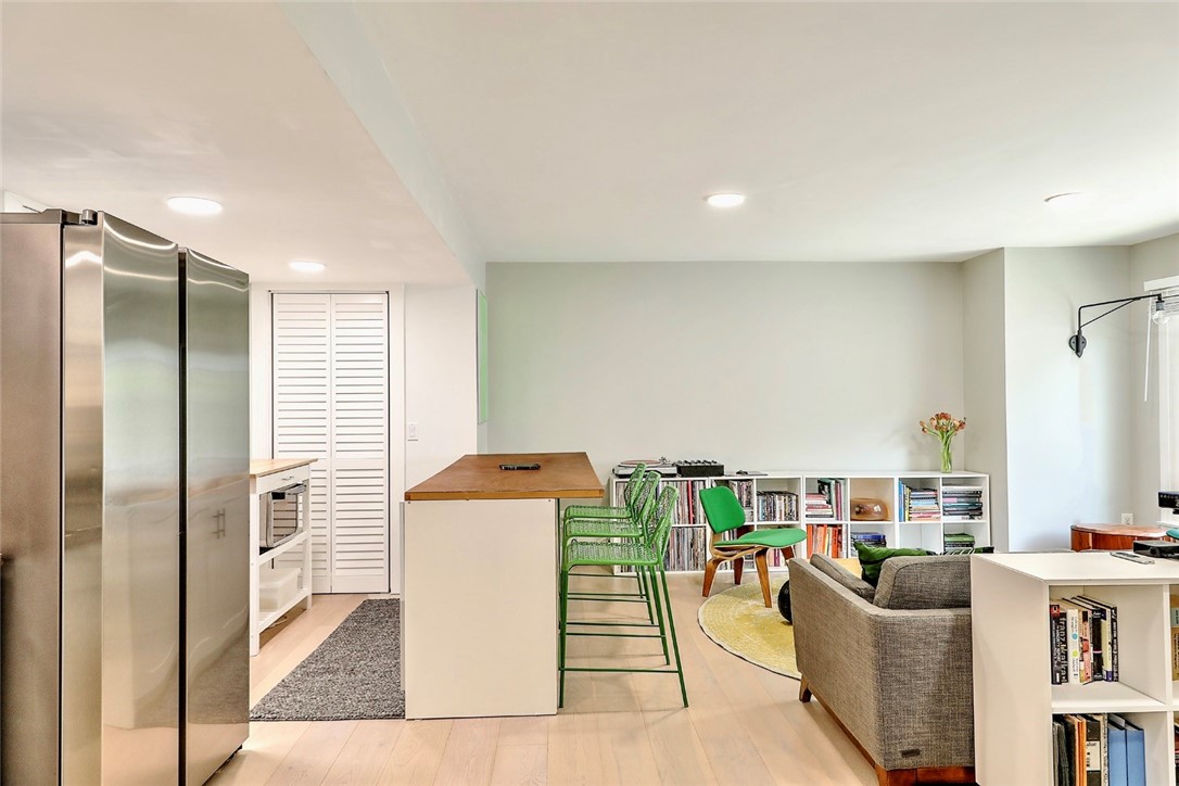 125 Prospect Street 8