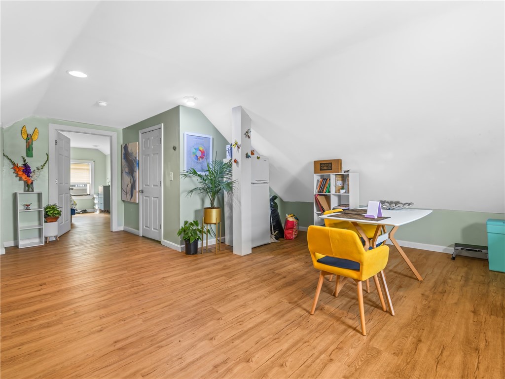 45 Farragut Avenue