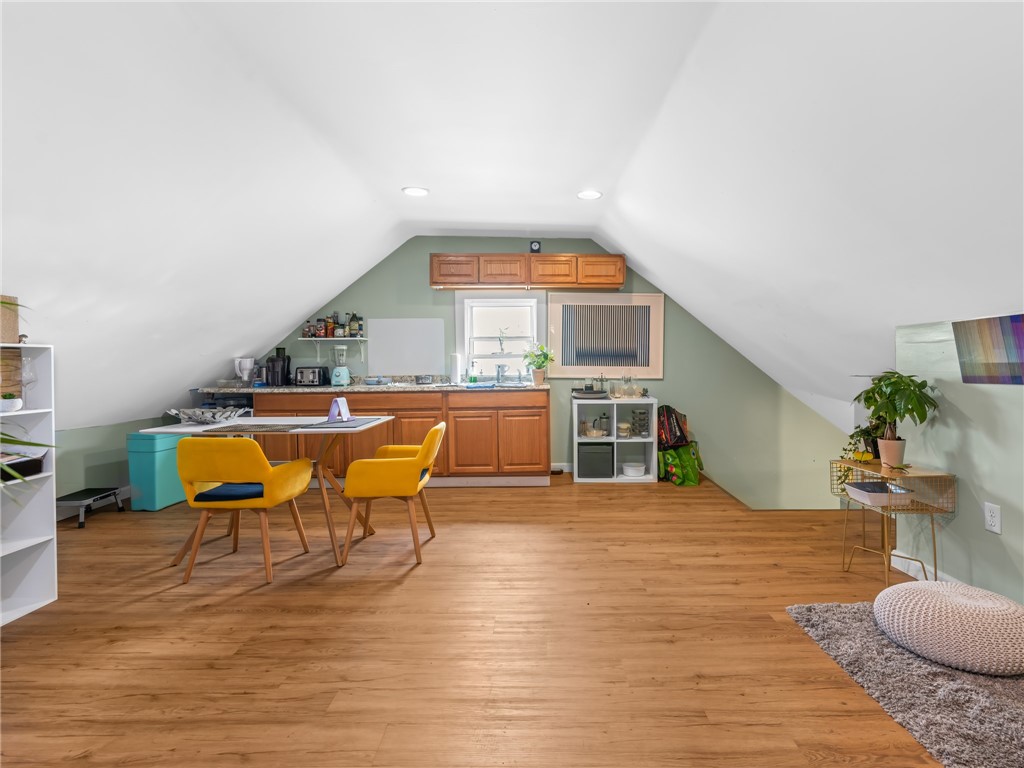 45 Farragut Avenue