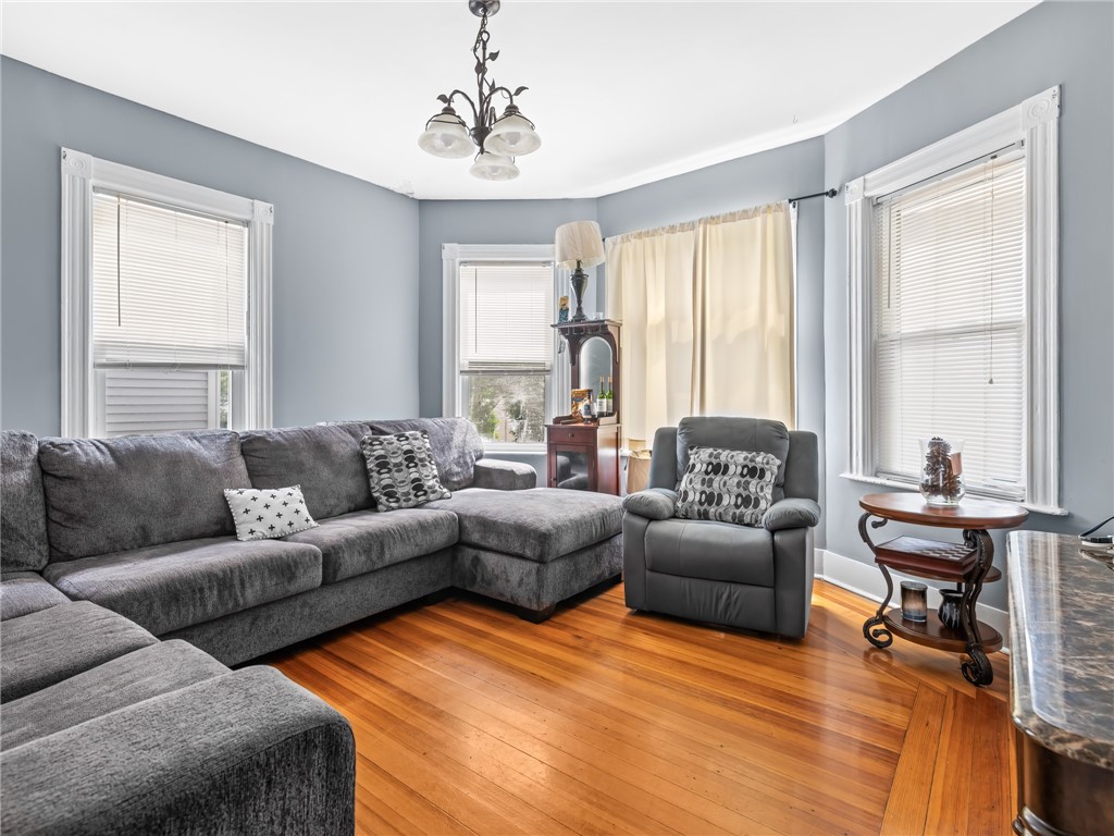 45 Farragut Avenue