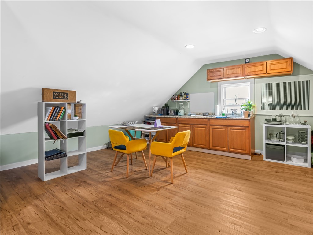 45 Farragut Avenue