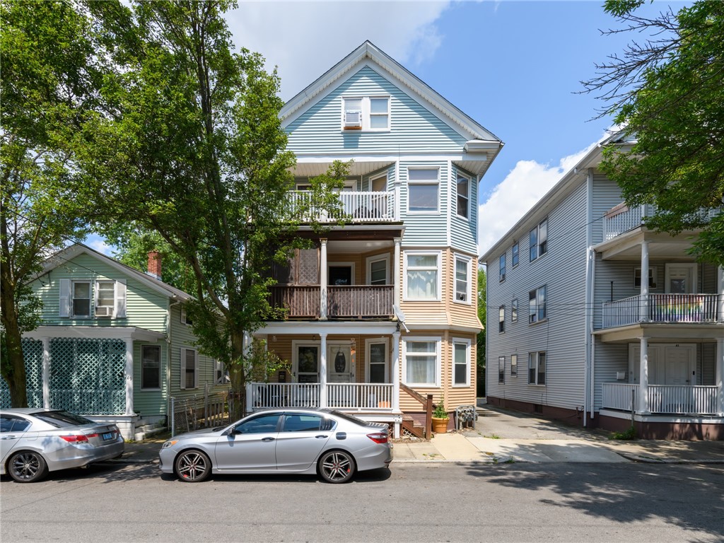 45 Farragut Avenue