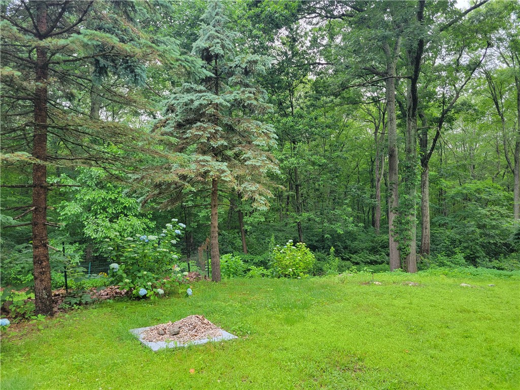 228 Quaker Lane