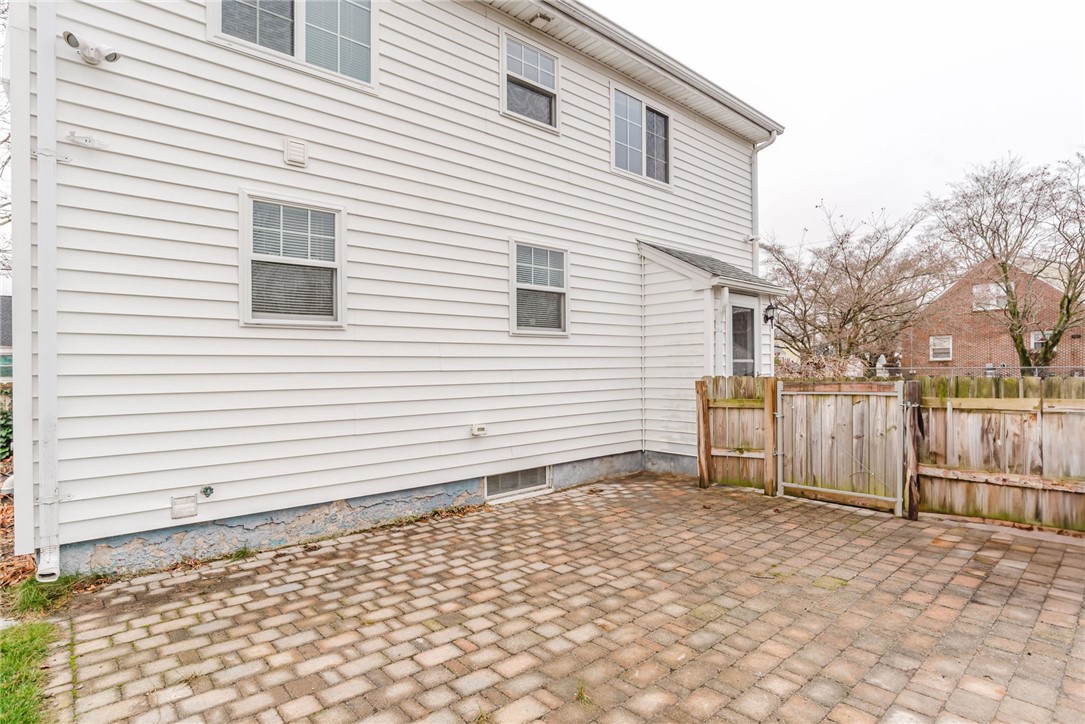 160 Rice Street