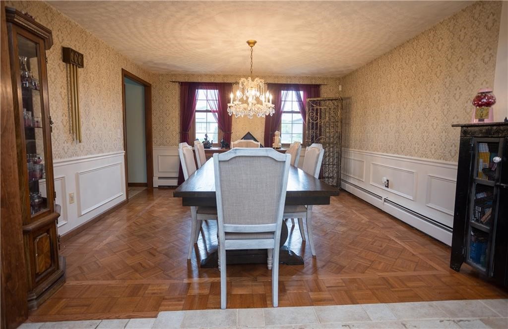 24 Carriage Way