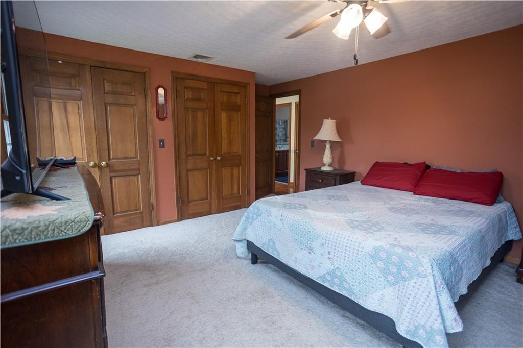 24 Carriage Way
