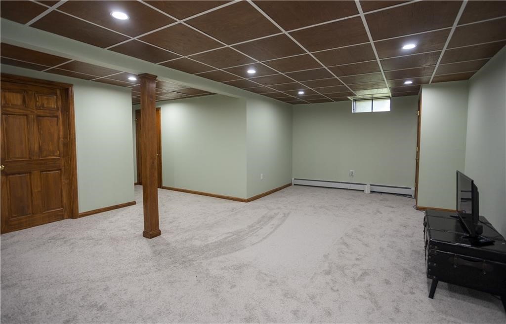 24 Carriage Way