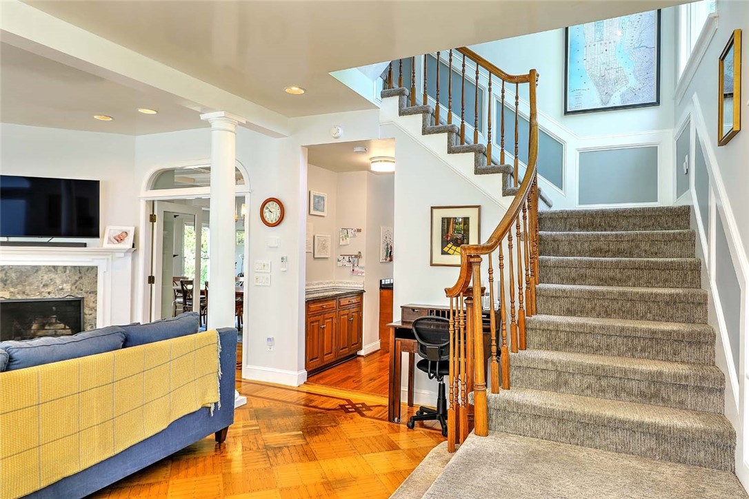 247 Oaklawn Avenue