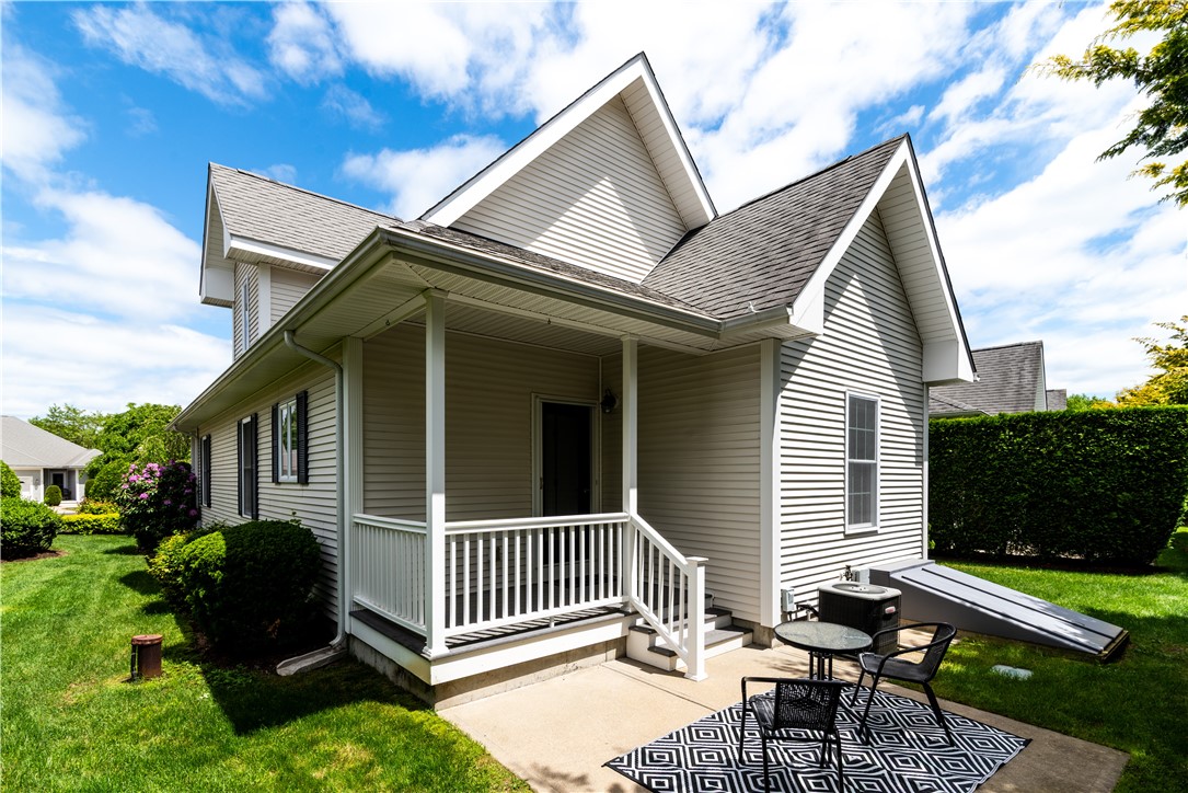 10 Kristin Court