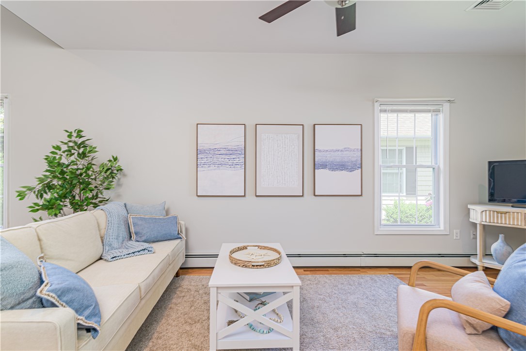 10 Kristin Court