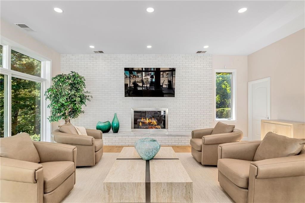 15 Noto Drive