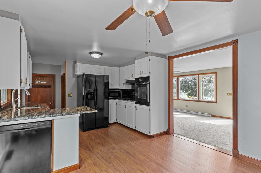 11 Red Robin Road
