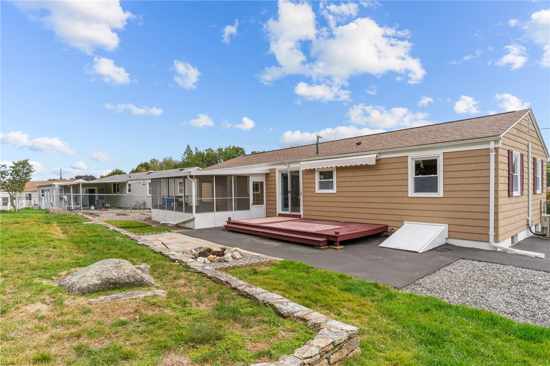 11 Red Robin Road