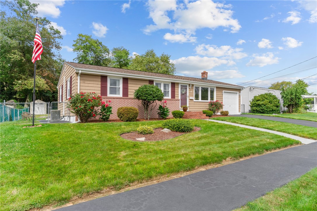 11 Red Robin Road