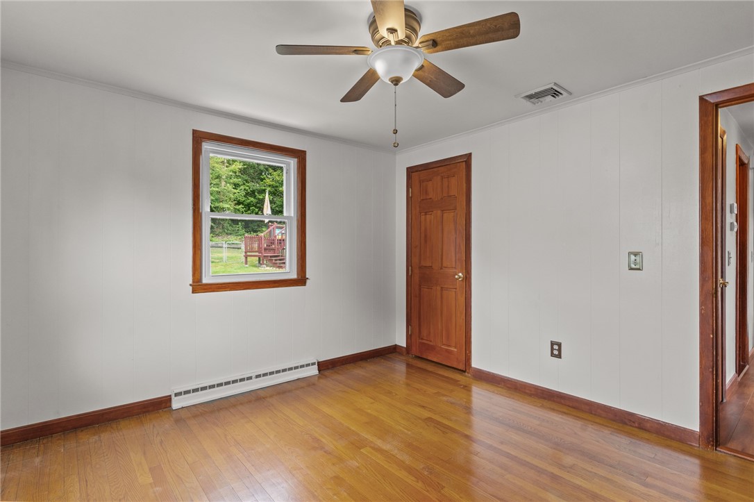 11 Red Robin Road