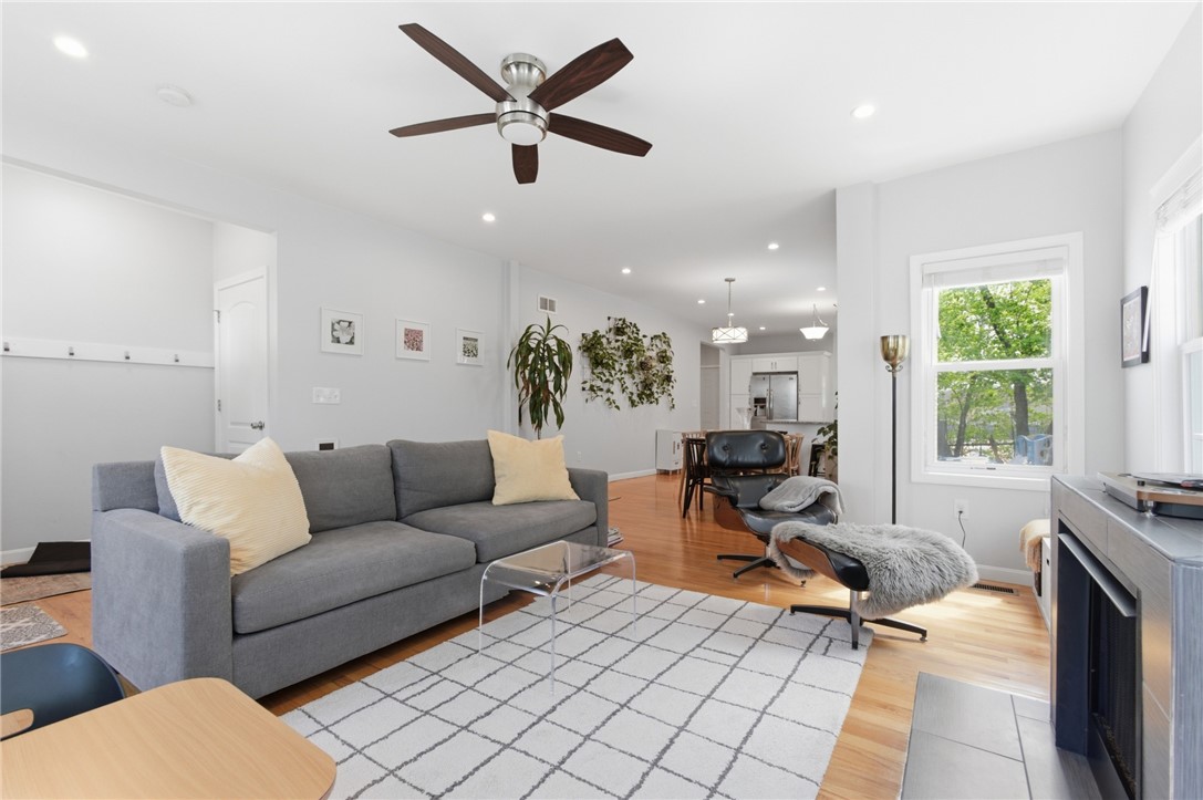 22 Taft Avenue 1