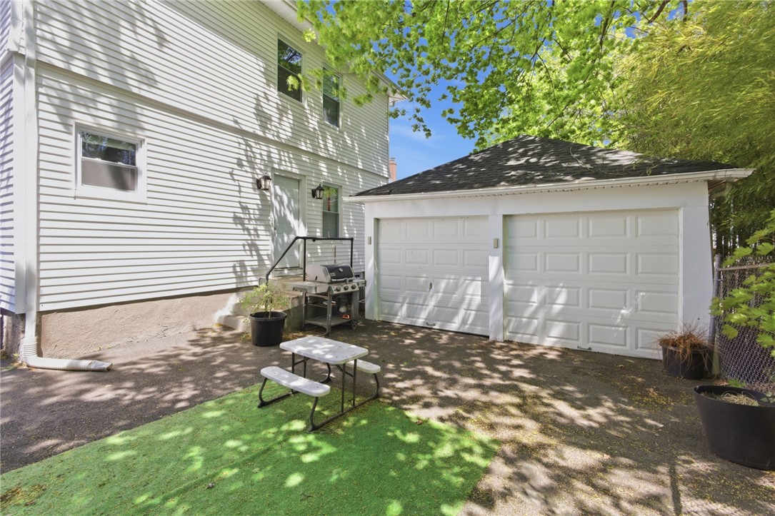 22 Taft Avenue 1