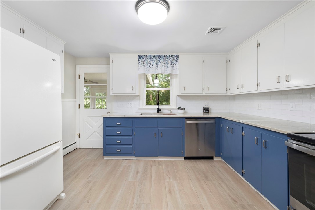 103 BIRCHWOOD Drive