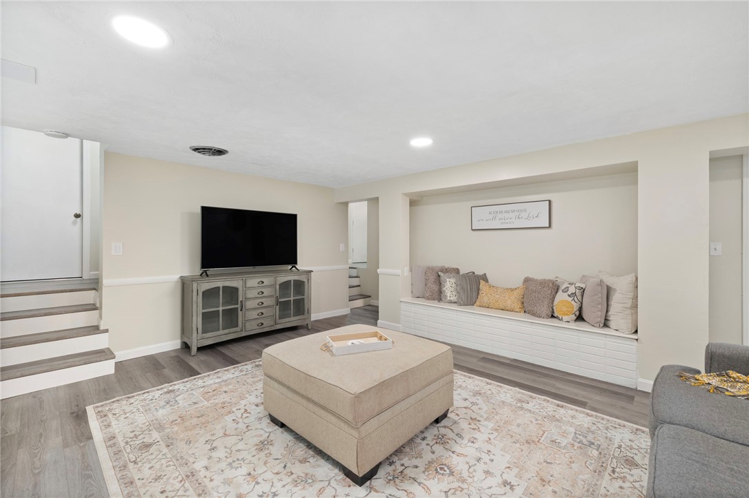 103 BIRCHWOOD Drive