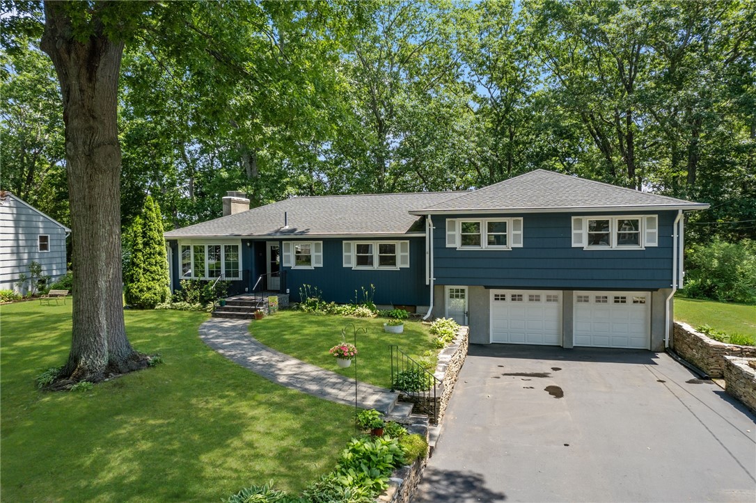 103 BIRCHWOOD Drive