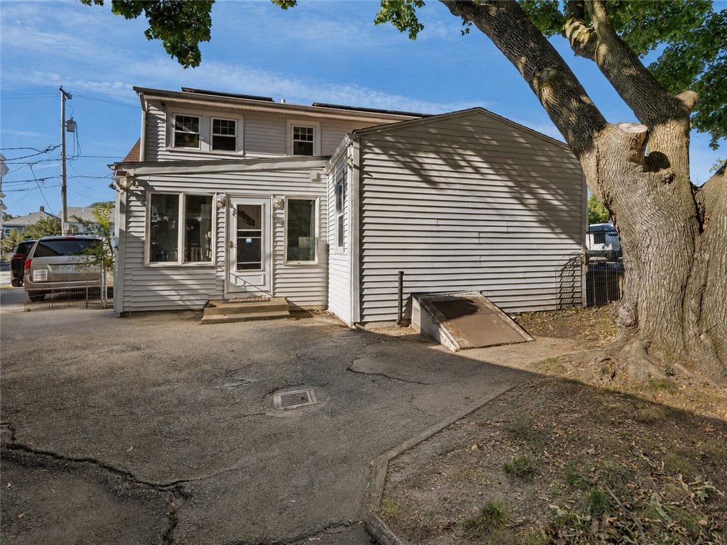 68 Ledge Street